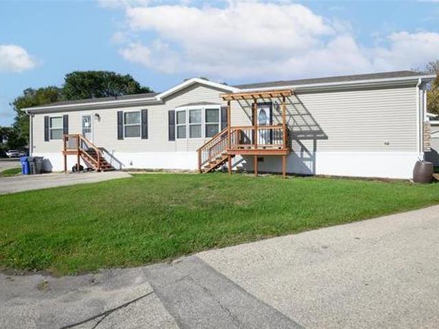 House for sale in East St. Paul, Manitoba