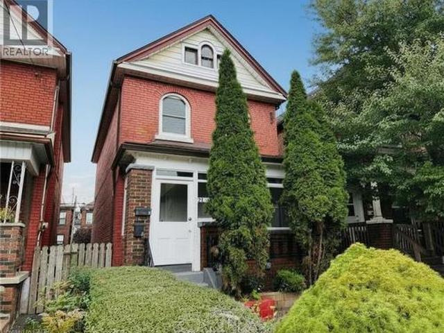 House for sale in Ancaster, Ontario