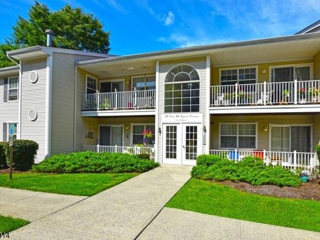 Condo for sale in Mount Arlington, Morris County