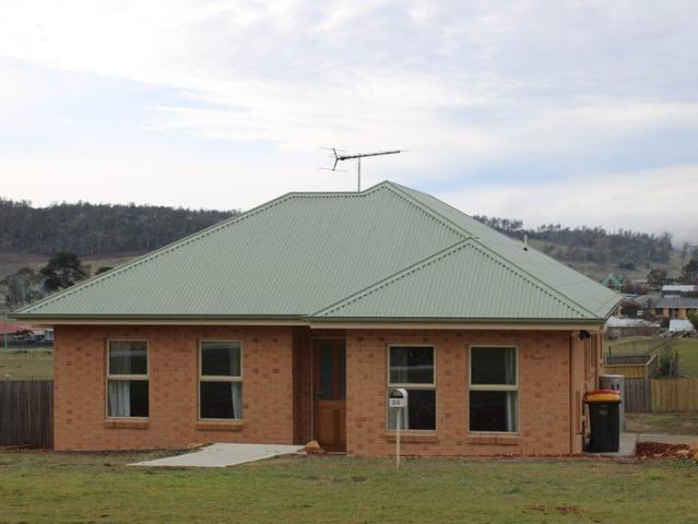 House for sale in Oatlands, Southern Midlands