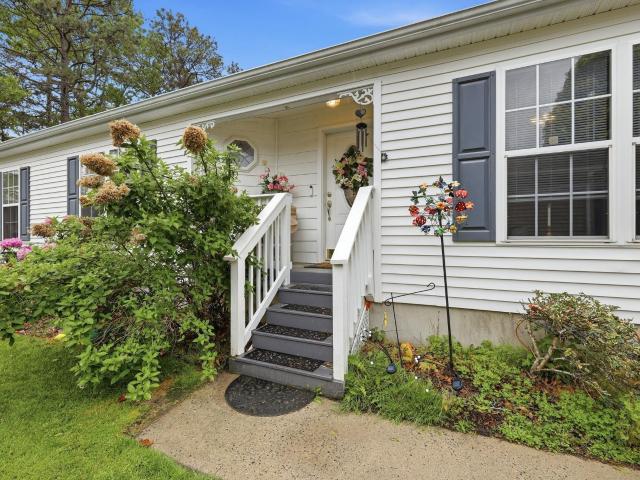 House for sale in Dorothy, New Jersey