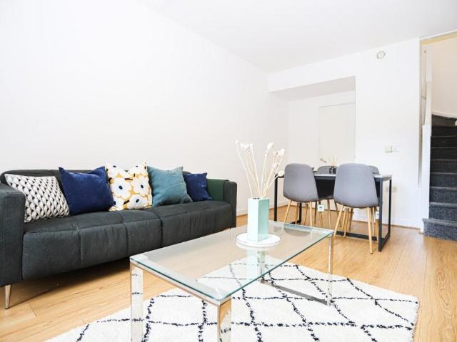 House for rent in Chinatown, Calderstones