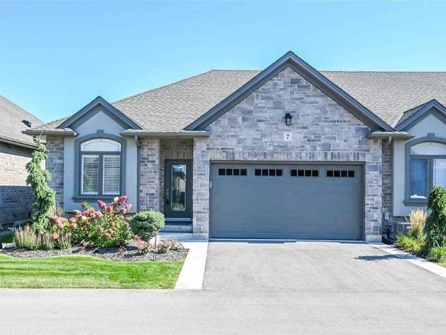 Condo for sale in Courtland, Ontario