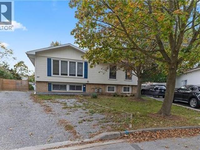 House for sale in Thorold, Golden Horseshoe