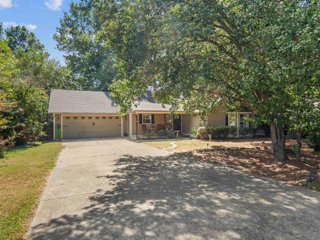 House for sale in The Meadows Addition, Cabot