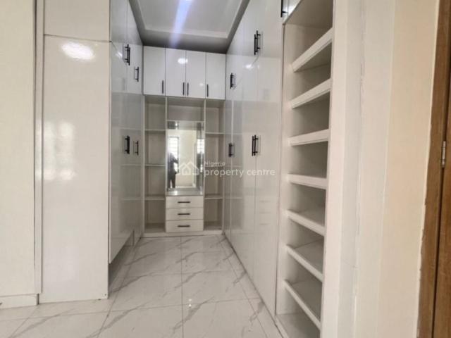 Property for sale in Eti Osa, Lagos