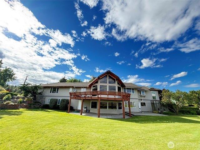 House for sale in Omak, Okanogan County