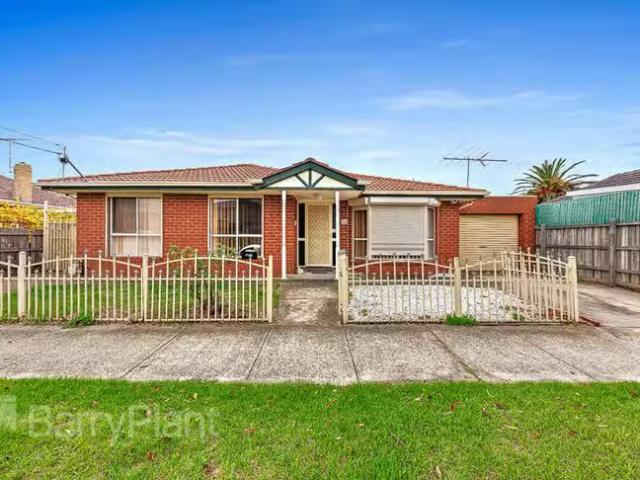 House for rent in Sunshine North, Victoria