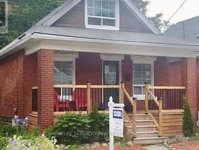 House for sale in Ancaster, Ontario