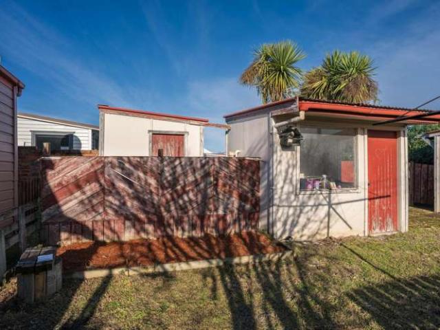 House for sale in Otakou
