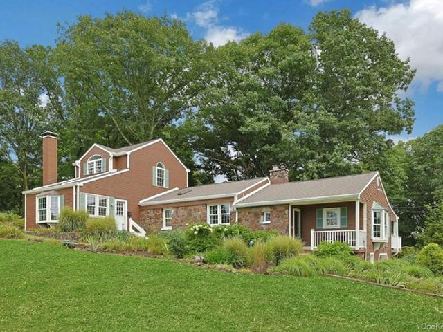 House for sale in Thornwood, New York