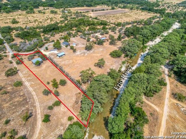 House for sale in Leakey