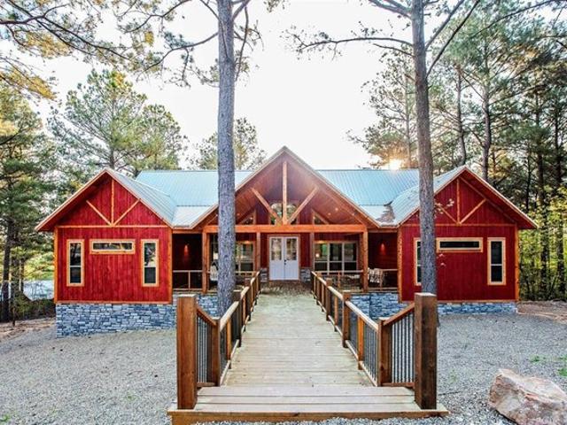 House for sale in Broken Bow, Oklahoma