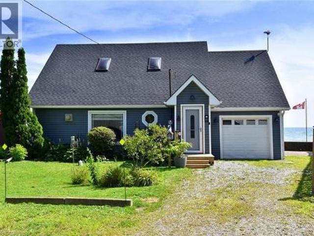 House for sale in Ontario