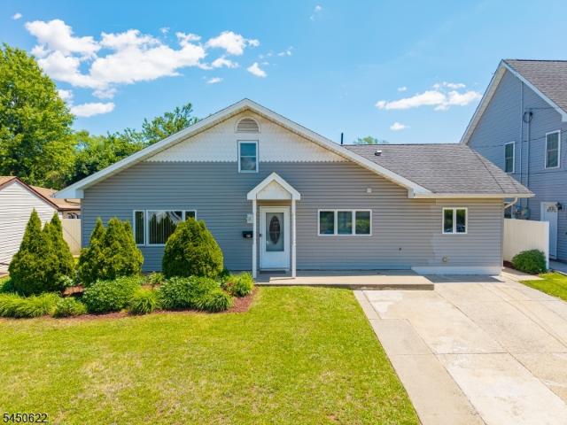 House for sale in Edison, New Jersey