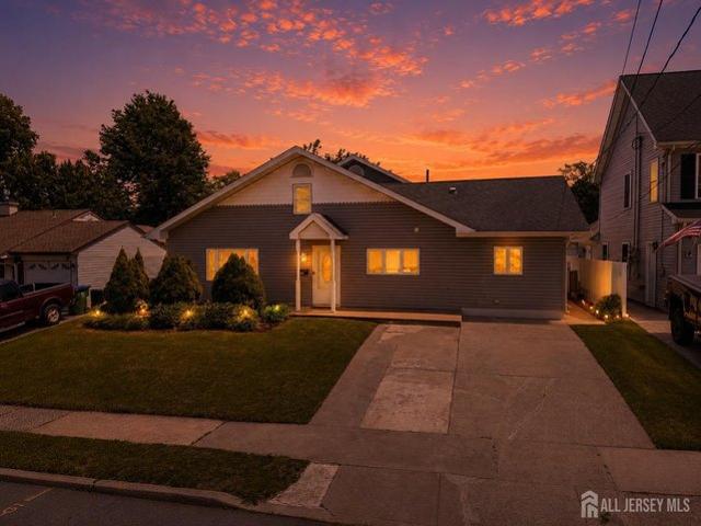 House for sale in Edison, New Jersey