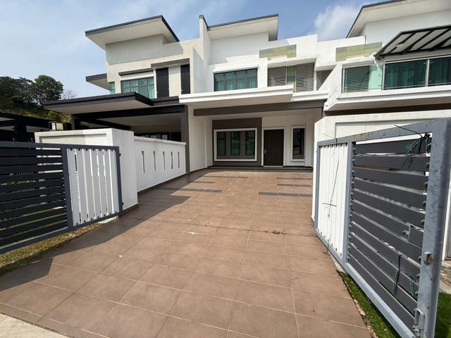 Terraced House for sale in Sendayan Village, Negeri Sembilan
