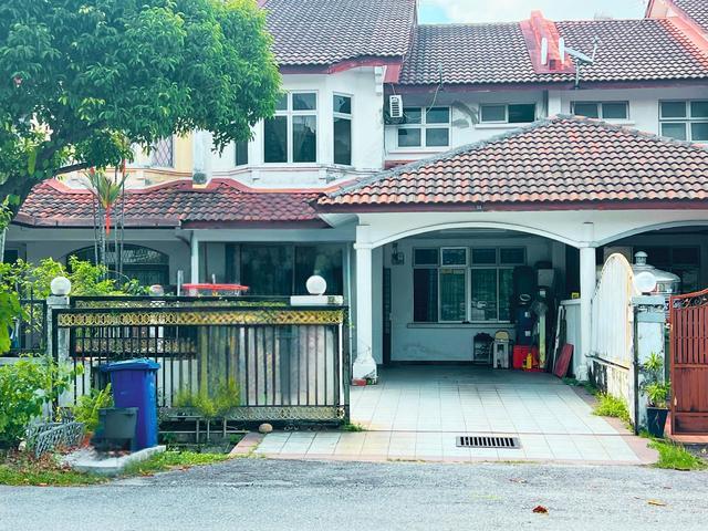 Terraced House for sale