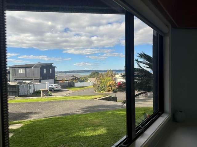 Apartment for rent in Paremoremo, Oroua County