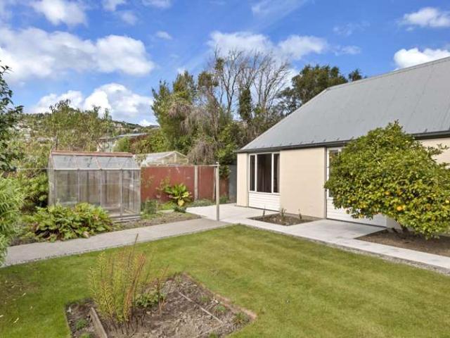 House for sale in Chaslands, Canterbury