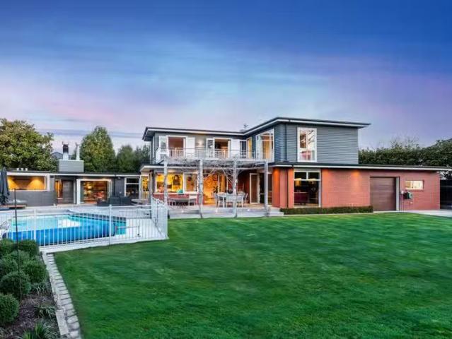House for sale in Fendalton, Canterbury