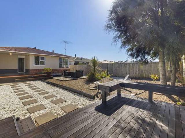 House for sale in Otakou