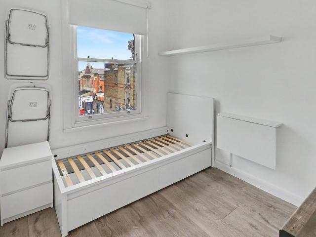 Studio for rent in Stratford Marsh, Greater London