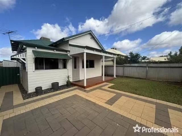 House for rent in Cockburn, Western Australia