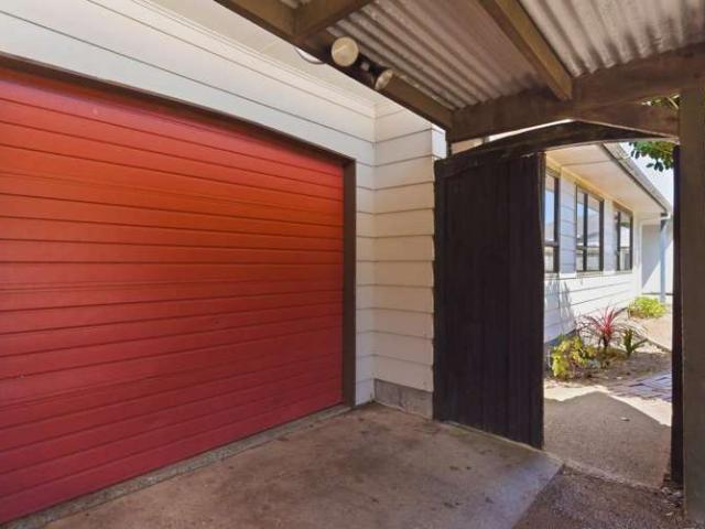 Townhouse for sale in Paraparaumu, Wellington