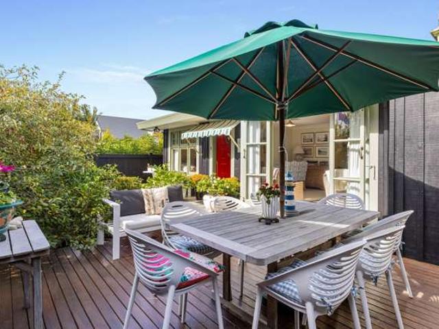 House for sale in Whangaparaoa