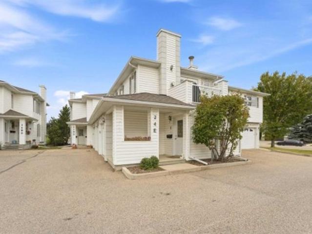 Townhouse for sale in Devonshire, City of Red Deer