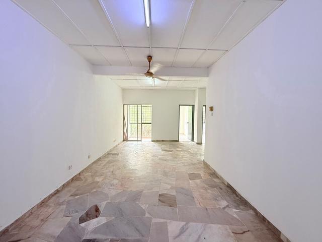 Apartment for sale in Subang Bestari, Shah Alam