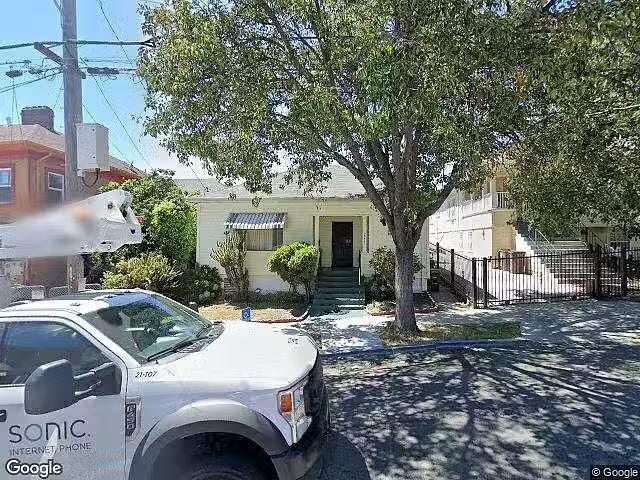 House for rent in Oakland