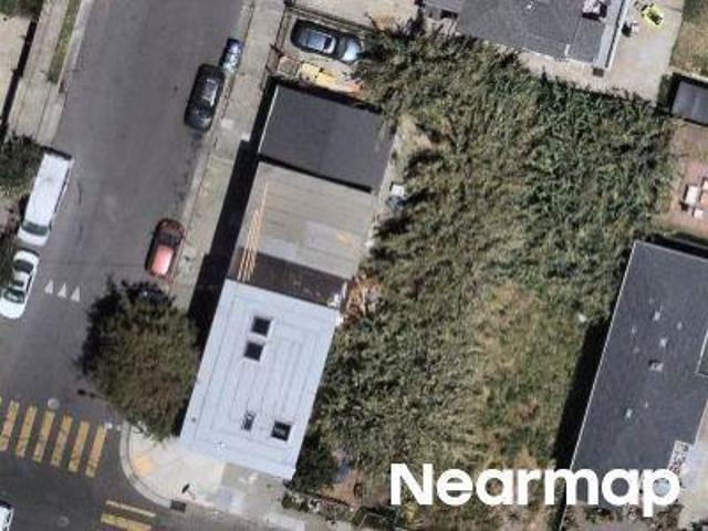 Land for sale in Oakland, California