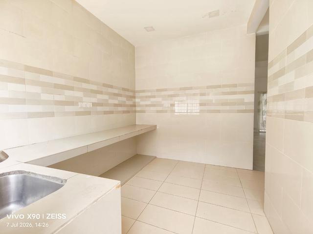 Terraced House for sale in Seri Kembangan, Majlis Bandaraya Subang Jaya
