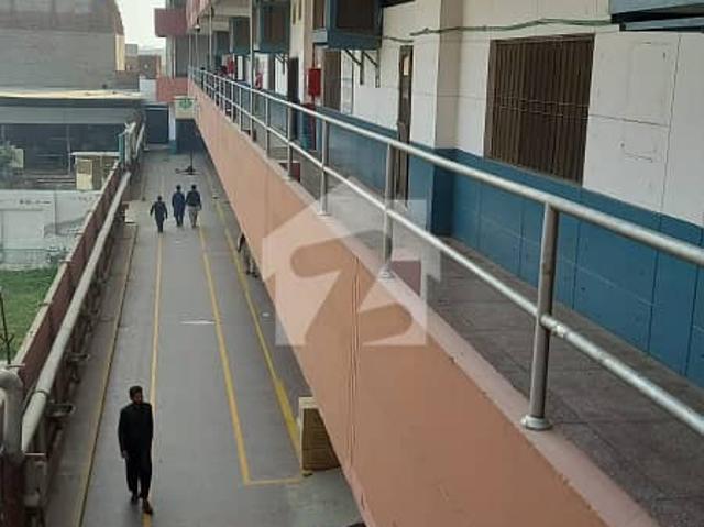 Commercial for rent in Faisalabad, Islamabad Capital Territory