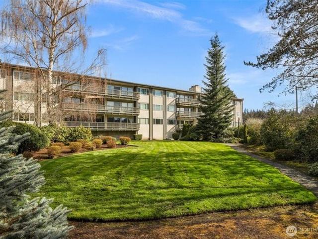 Condo for sale in Mercer Island, Washington