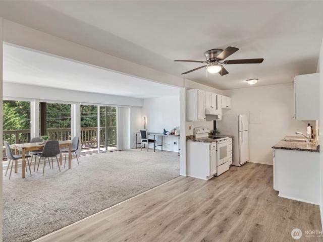 Condo for sale in Mercer Island, Washington