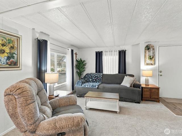 House for sale in Milton, King County