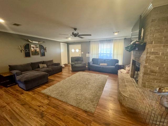 House for sale in Crockett, Texas