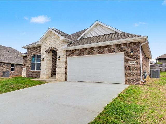 House for sale in Ark