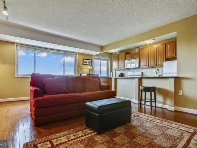 Condo for sale in Virginia
