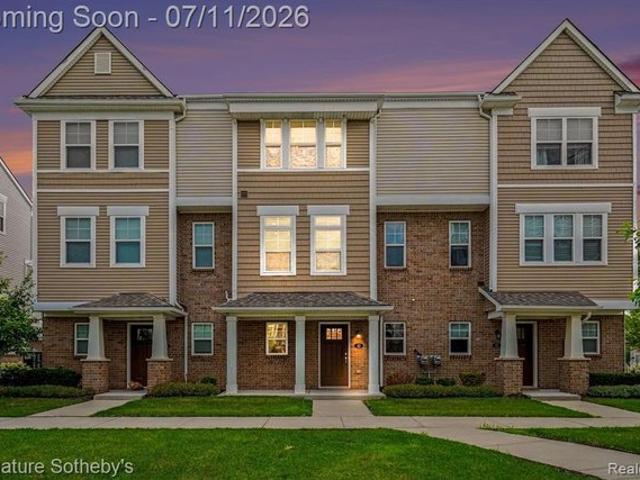Condo for sale in Royal Oak, Michigan