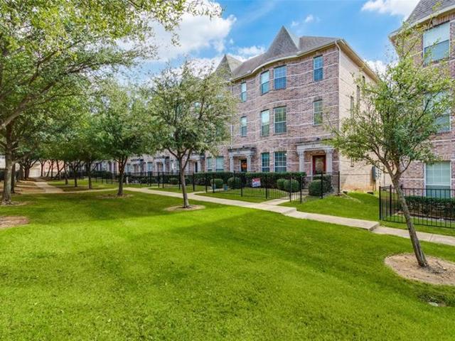 Condo for sale in Denton, Texas