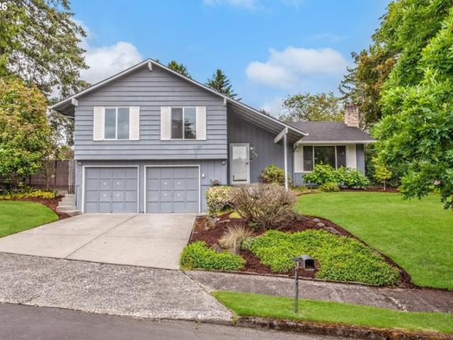 House for sale in Oregonia