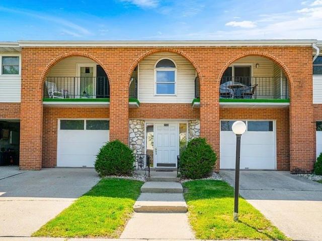 Condo for sale in Morris, Grundy County