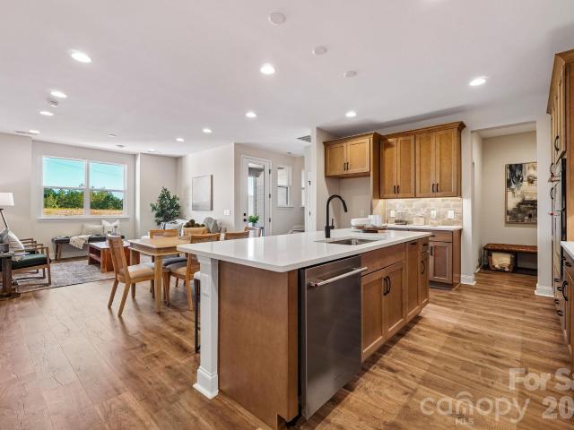 Townhouse for sale in Cornelius, Mecklenburg County