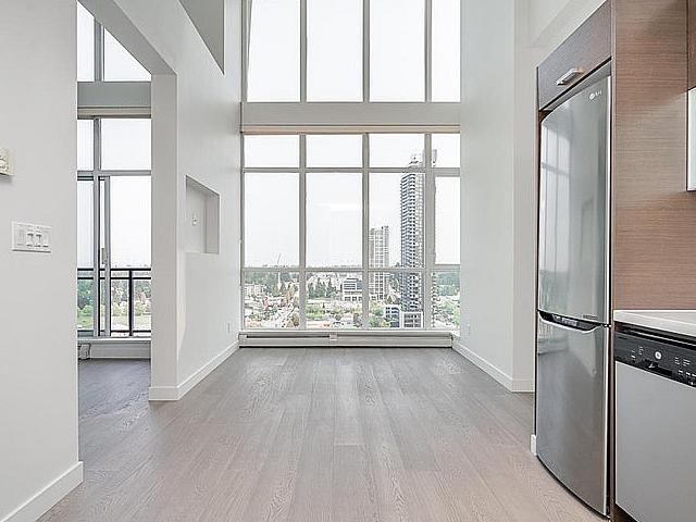 Condo for sale in Surrey, British Columbia