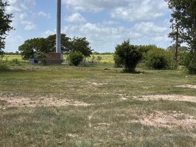 Commercial for sale in Hondo