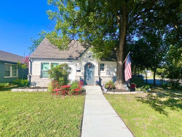 House for sale in Brownwood, Texas